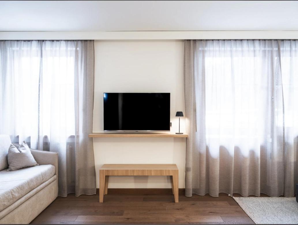 Hotel Bad Waldbrunn Монгуэльфо Экстерьер фото