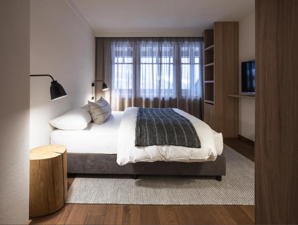 Hotel Bad Waldbrunn Монгуэльфо Экстерьер фото